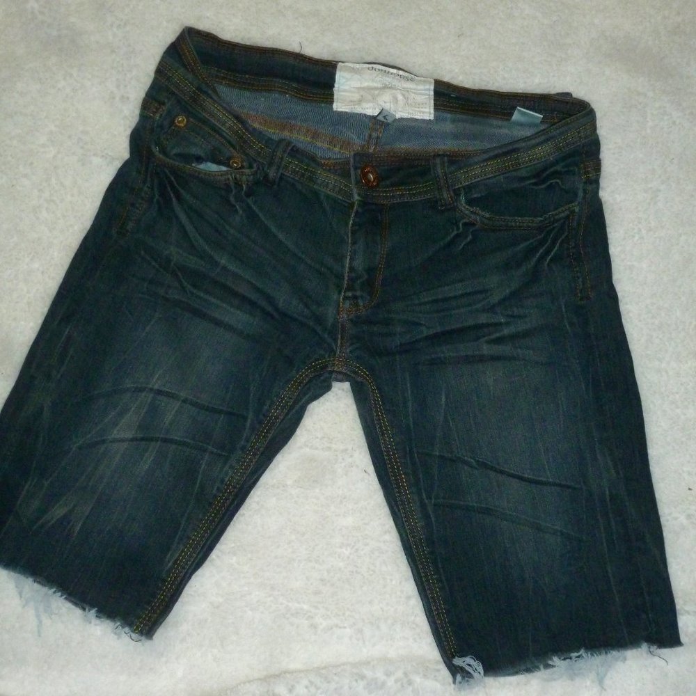 Dollhouse Denim Bermuda Raw Hem Shorts sz 11